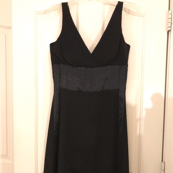 Black Windsor Dress - Picture 1 of 4